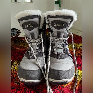 Xero snow boots W 7.5